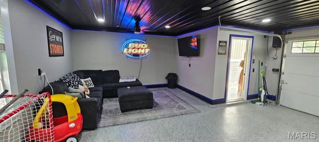 113 El Perro Drive, St Peters, MO 63376