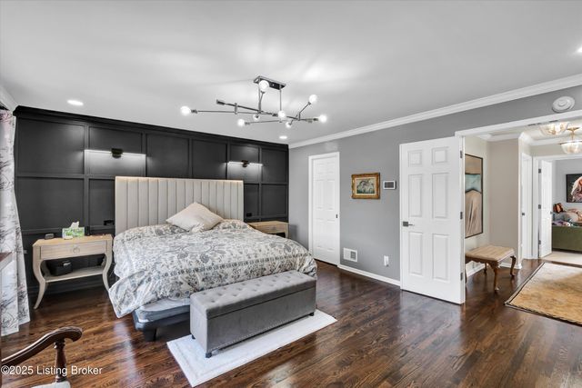 1104 Chamberlain Hill Rd, Louisville, KY 40207