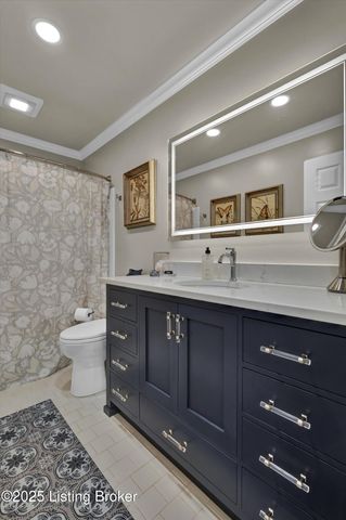 1104 Chamberlain Hill Rd, Louisville, KY 40207