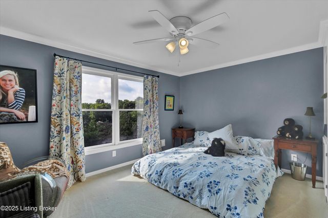 1104 Chamberlain Hill Rd, Louisville, KY 40207