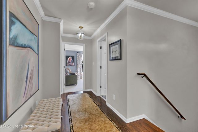 1104 Chamberlain Hill Rd, Louisville, KY 40207