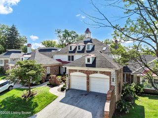 1104 Chamberlain Hill Rd, Louisville, KY 40207