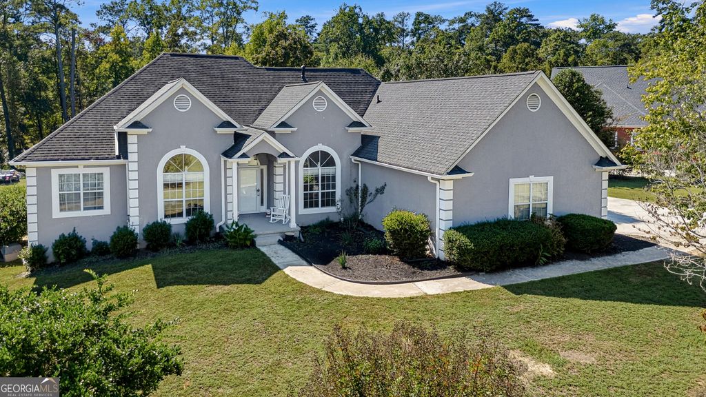 12136 Edgewater Drive, Hampton, GA 30228 — exterior