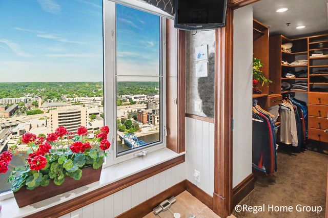 28 Campau Circle NW 2803, Grand Rapids, MI 49503