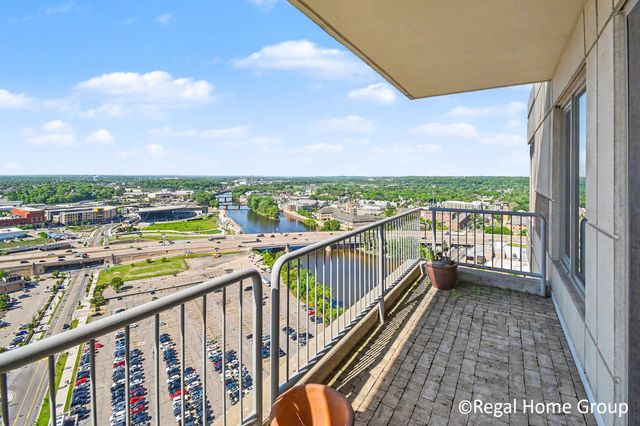 28 Campau Circle NW 2803, Grand Rapids, MI 49503