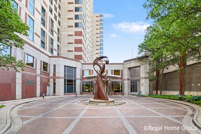 28 Campau Circle NW 2803, Grand Rapids, MI 49503