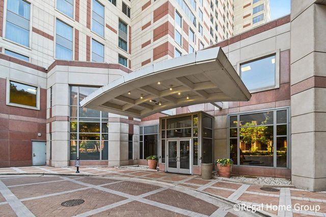 28 Campau Circle NW 2803, Grand Rapids, MI 49503