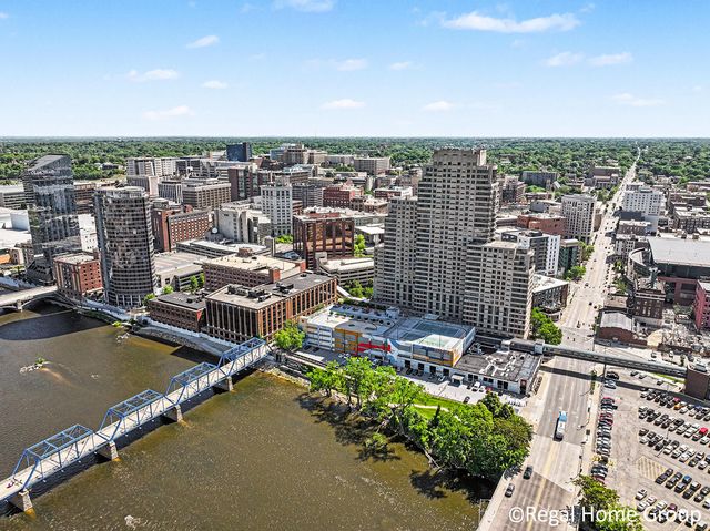 28 Campau Circle NW 2803, Grand Rapids, MI 49503