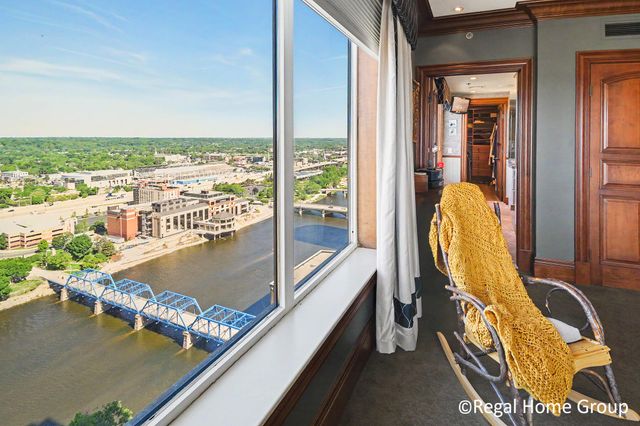 28 Campau Circle NW 2803, Grand Rapids, MI 49503