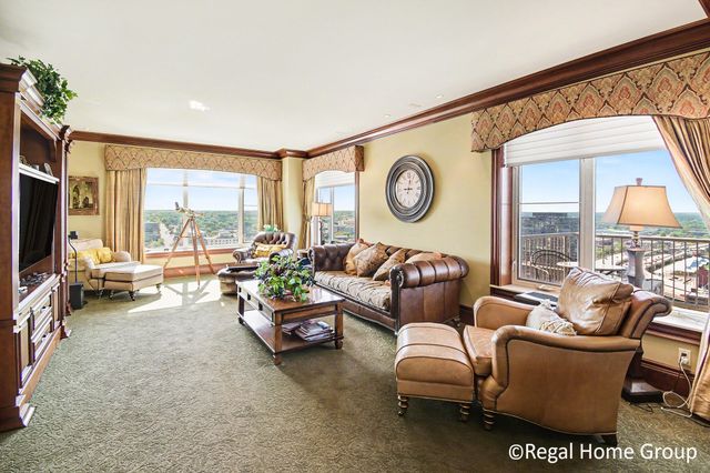 28 Campau Circle NW 2803, Grand Rapids, MI 49503