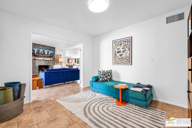 1111 E Tachevah Drive, Palm Springs, CA 92262