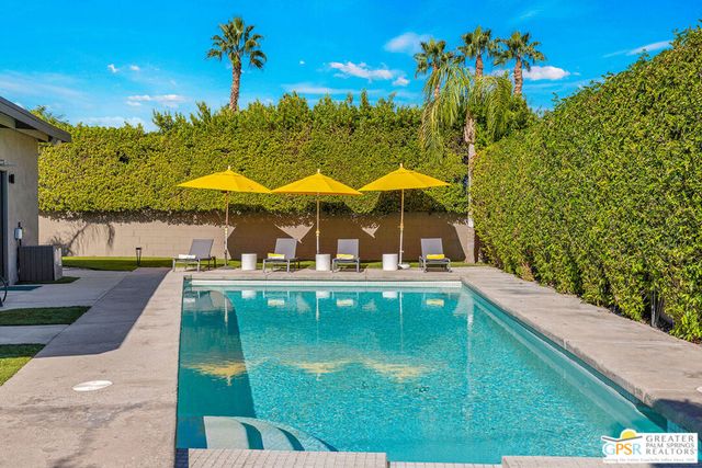 1111 E Tachevah Drive, Palm Springs, CA 92262