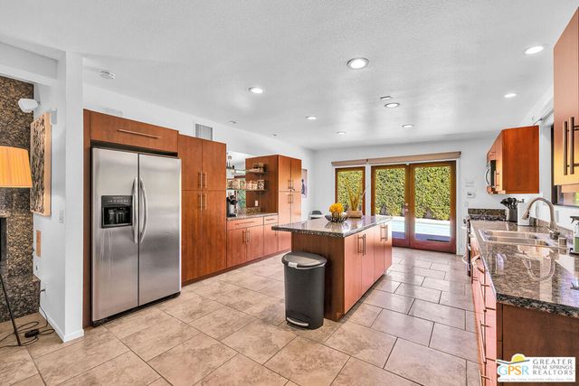 1111 E Tachevah Drive, Palm Springs, CA 92262