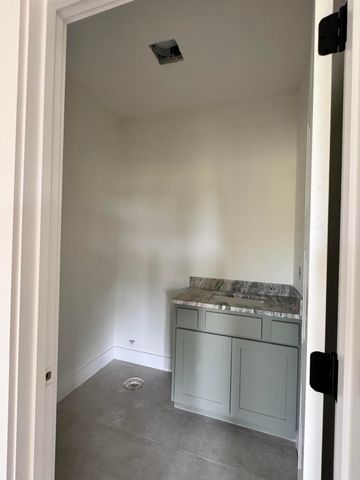 200 Maple Lawn Circle, Nicholasville, KY 40356
