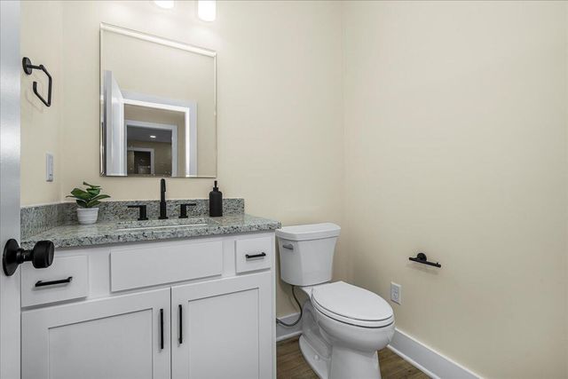200 Maple Lawn Circle, Nicholasville, KY 40356
