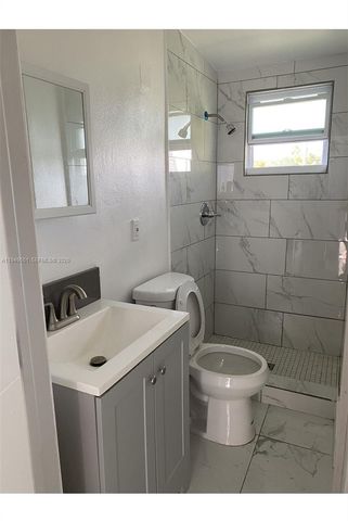 6045 Buchanan Street 1, Hollywood, FL 33024