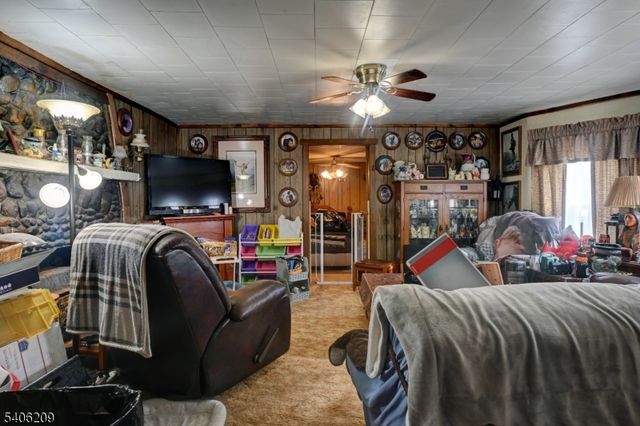 62 Pine Brook Rd, Lincoln Park Boro, NJ 07035