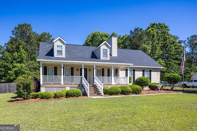 129 Royal Lane, Gray, GA 31032