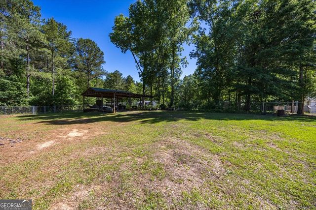 129 Royal Lane, Gray, GA 31032