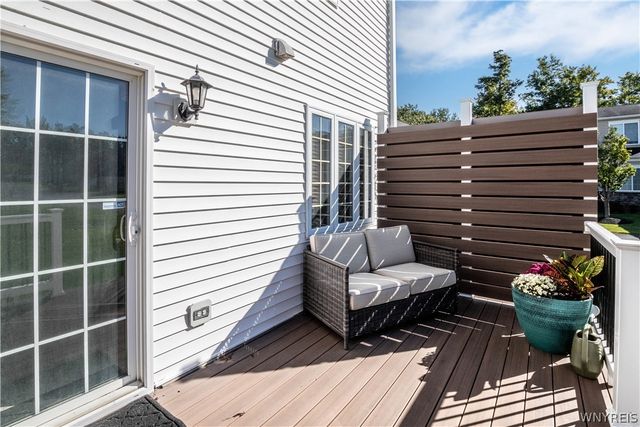 121 Slate Bottom Drive, Lancaster, NY 14043