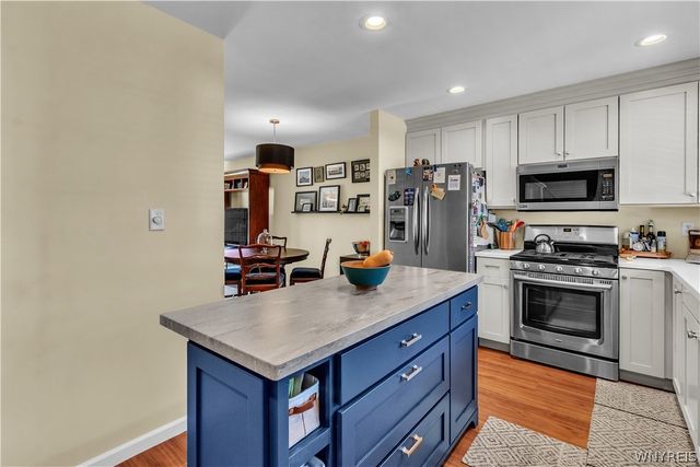121 Slate Bottom Drive, Lancaster, NY 14043
