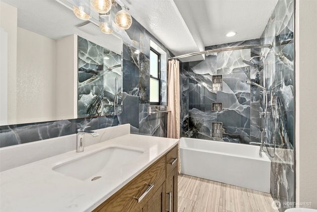 2412 Burbank Avenue NW, Olympia, WA 98502