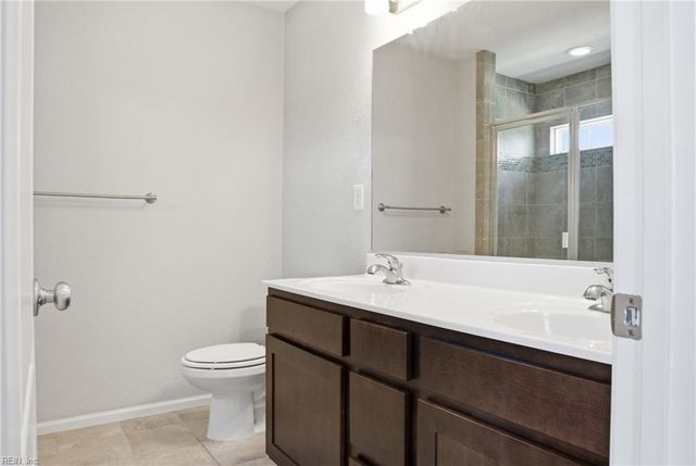 208 Breccia LN, Virginia Beach, VA 23462