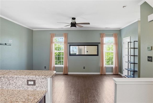 208 Breccia LN, Virginia Beach, VA 23462