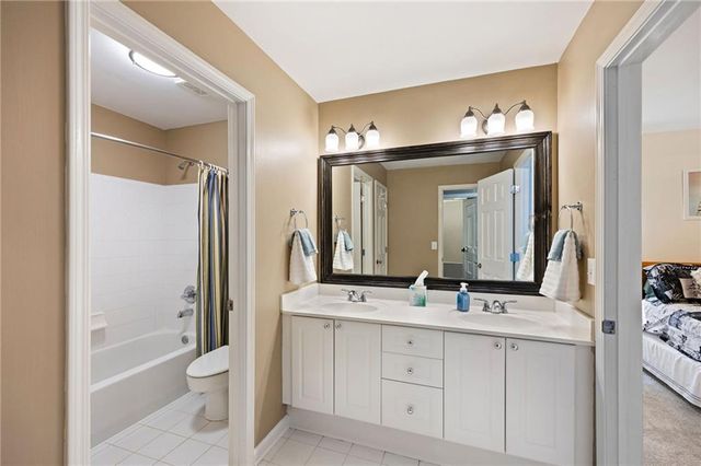 1027 Creek Side Drive, Canton, GA 30115