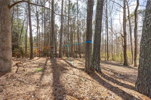 1027 Creek Side Drive, Canton, GA 30115