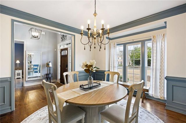 1027 Creek Side Drive, Canton, GA 30115