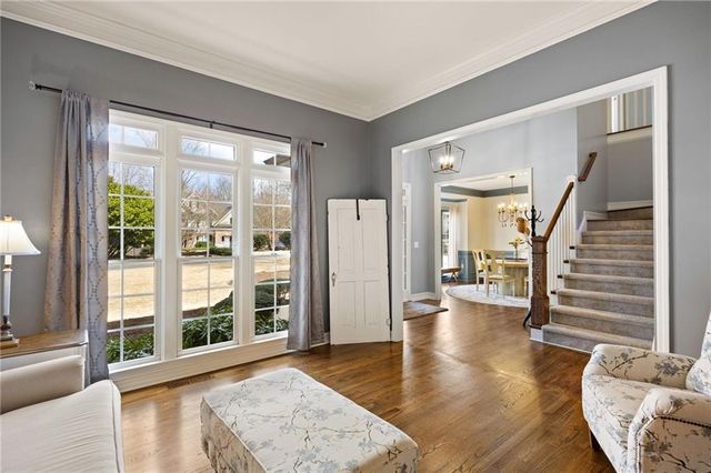 1027 Creek Side Drive, Canton, GA 30115