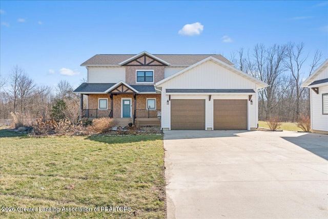 10875 N Royston Road, Grand Ledge, MI 48837