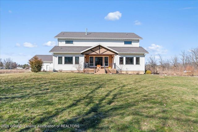 10875 N Royston Road, Grand Ledge, MI 48837