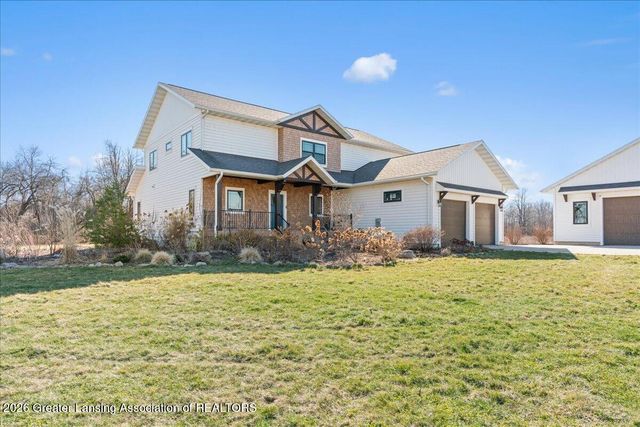 10875 N Royston Road, Grand Ledge, MI 48837