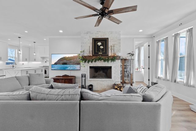 4700 County Road 1040, Celeste, TX 75423