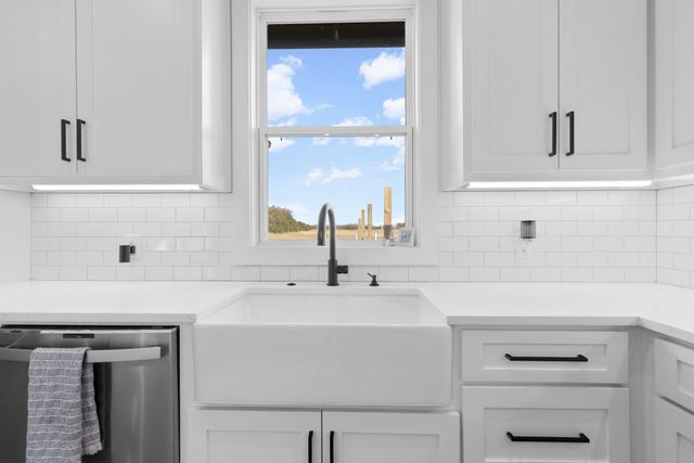 4700 County Road 1040, Celeste, TX 75423