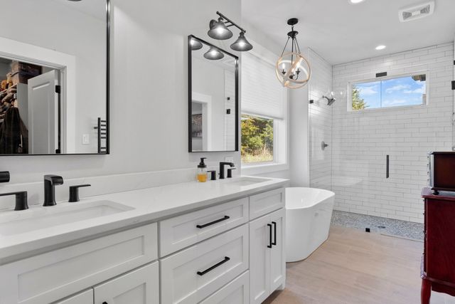 4700 County Road 1040, Celeste, TX 75423