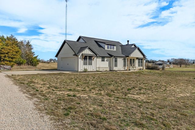 4700 County Road 1040, Celeste, TX 75423