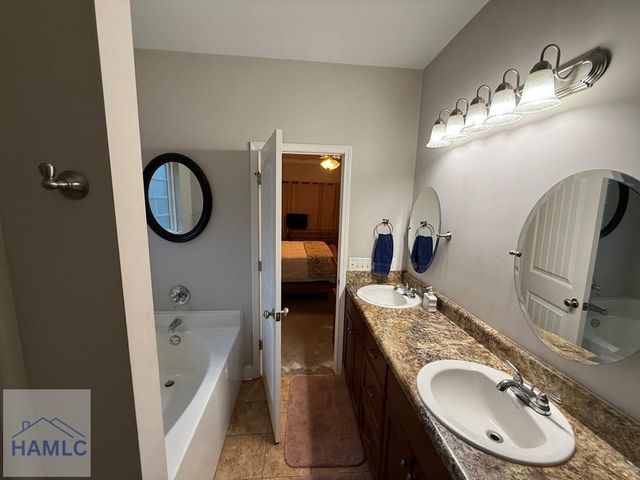 155 Barrington Ferry Road, Riceboro, GA 31323