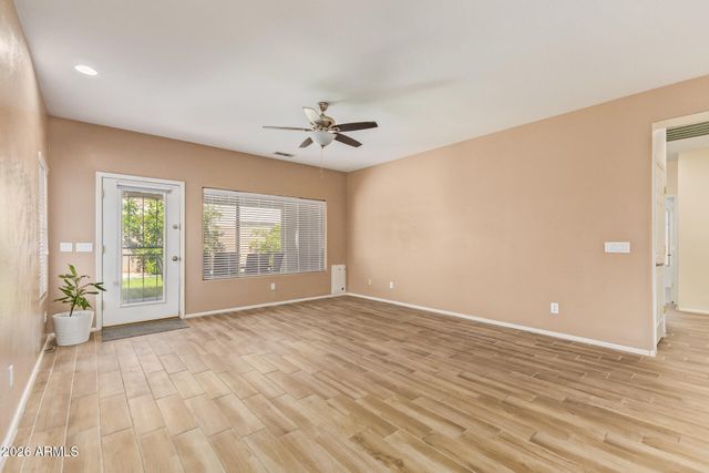 17462 W YAVAPAI Street, Goodyear, AZ 85338