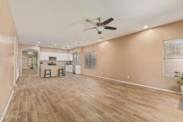 17462 W YAVAPAI Street, Goodyear, AZ 85338