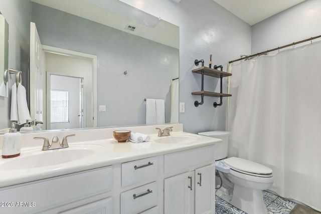 17462 W YAVAPAI Street, Goodyear, AZ 85338