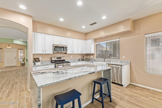 17462 W YAVAPAI Street, Goodyear, AZ 85338