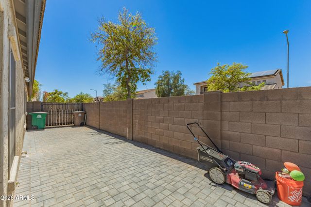 17462 W YAVAPAI Street, Goodyear, AZ 85338