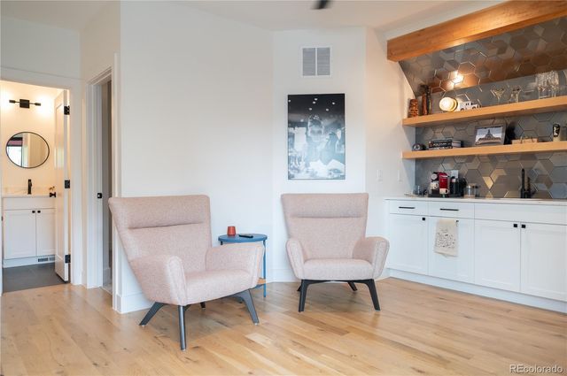 521 Fox Street, Denver, CO 80204