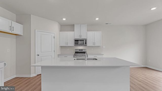 155 LITTLEWORTH MILL RD, Manahawkin, NJ 08050