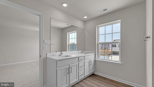 155 LITTLEWORTH MILL RD, Manahawkin, NJ 08050