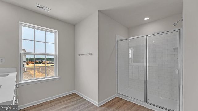 155 LITTLEWORTH MILL RD, Manahawkin, NJ 08050