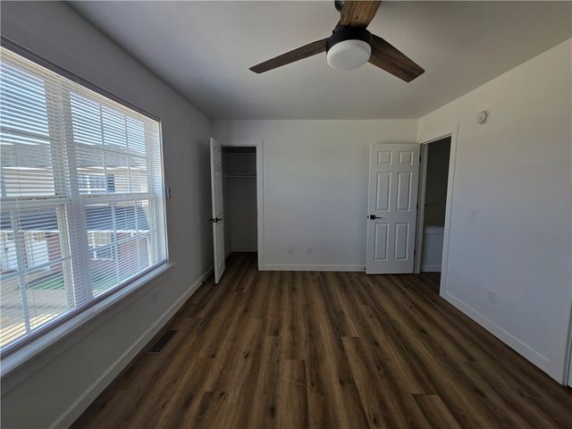 2302 SE Jayel Terrace 3, Bentonville, AR 72712